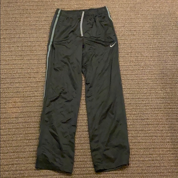 Black Nike Sweatpants - Picture 1 of 2